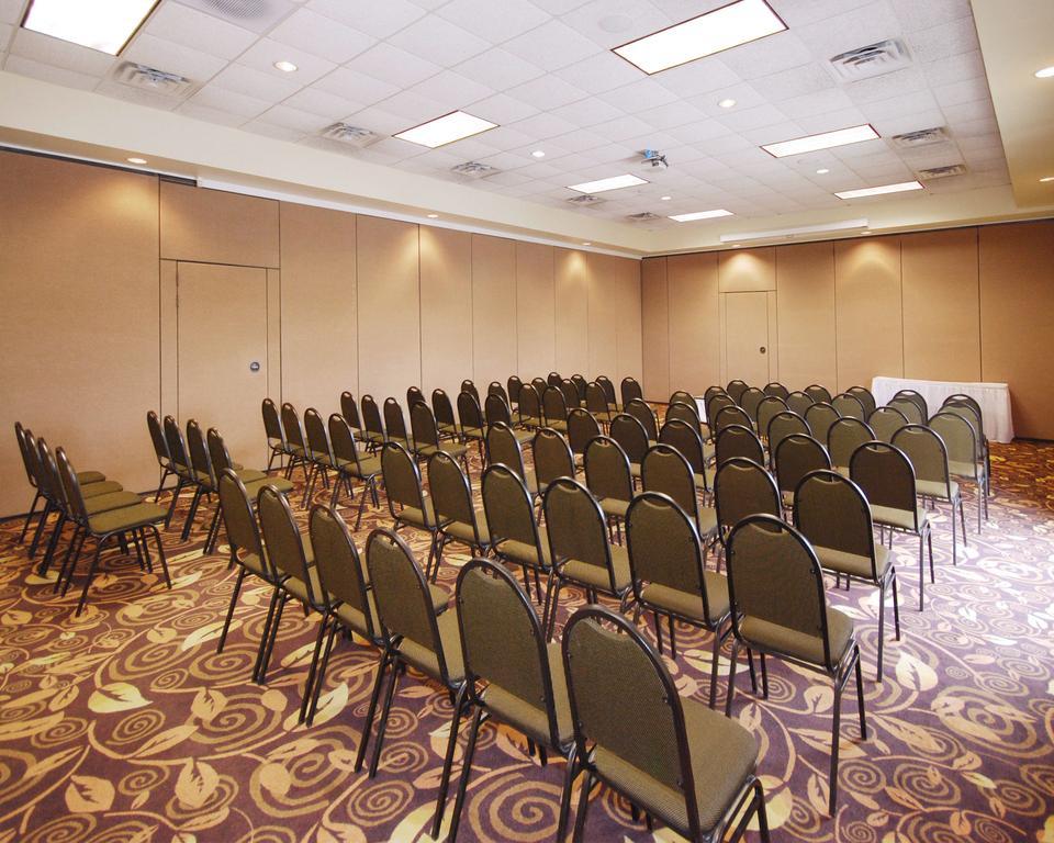 Econo Lodge Inn & Suites Menomonie Einrichtungen foto