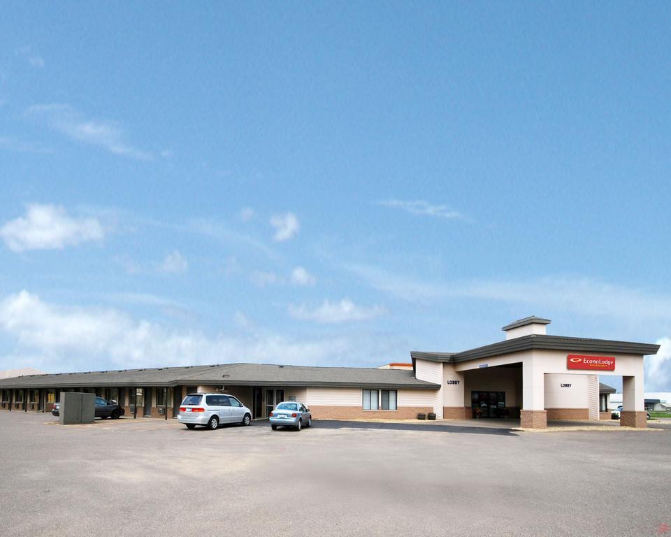 Econo Lodge Inn & Suites Menomonie Exterior foto